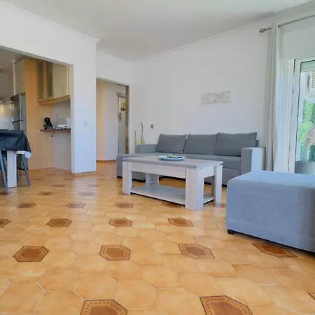Apartment Sweet Panorama T3 *
